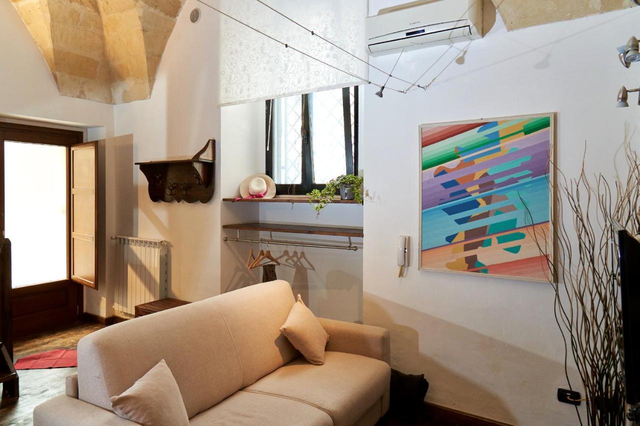 B&B Isola Dello Stampatore เลชเช ภายนอก รูปภาพ