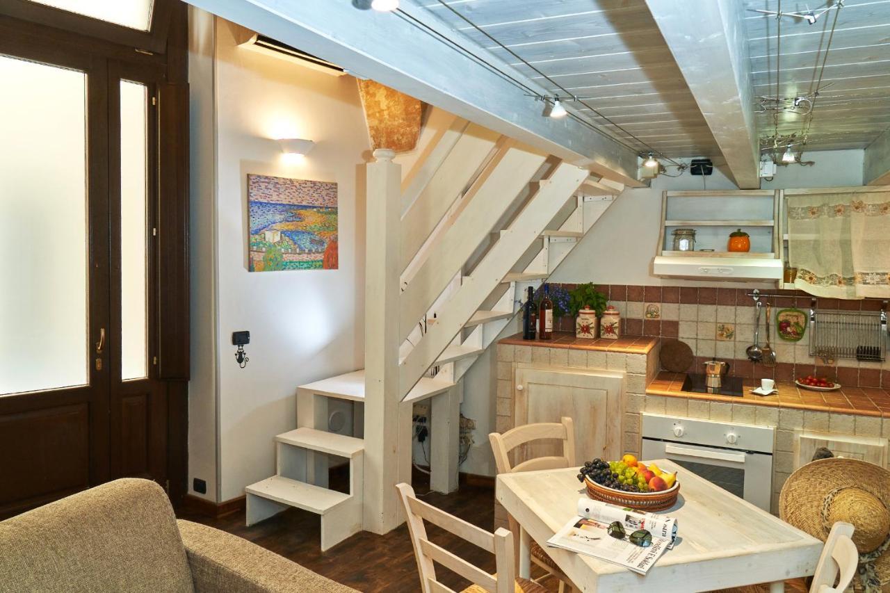 B&B Isola Dello Stampatore เลชเช ภายนอก รูปภาพ